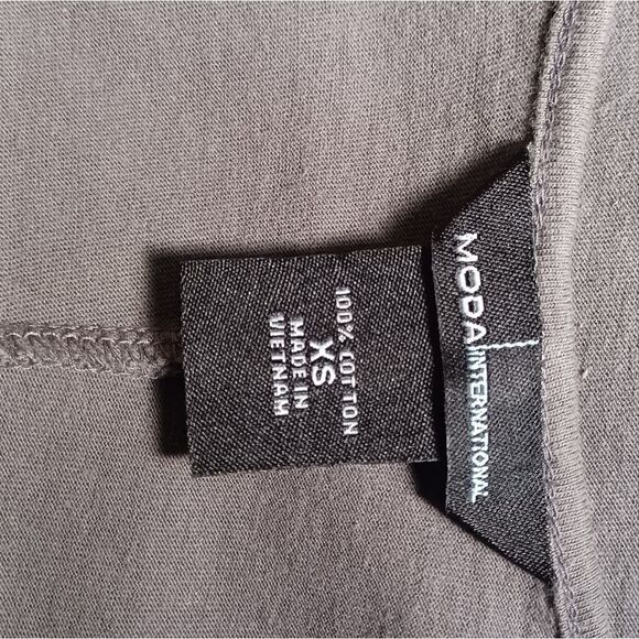 Moda International sequin tank top - Picture 6 of 6